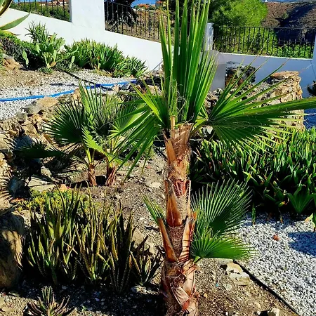Cortijo Naturista Con Vistas-clothing Optional